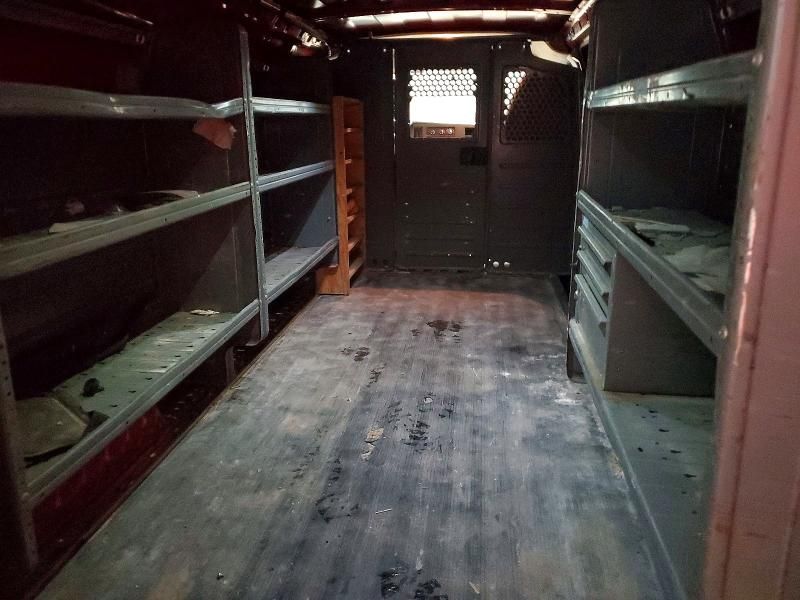 2015 Chevrolet Express G2500 Utility / Service van