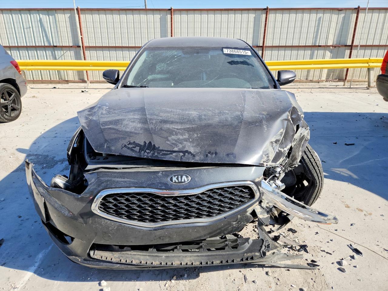 2014 KIA Cadenza Premium