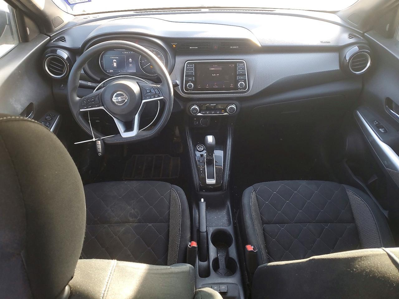 2018 Nissan Kicks s