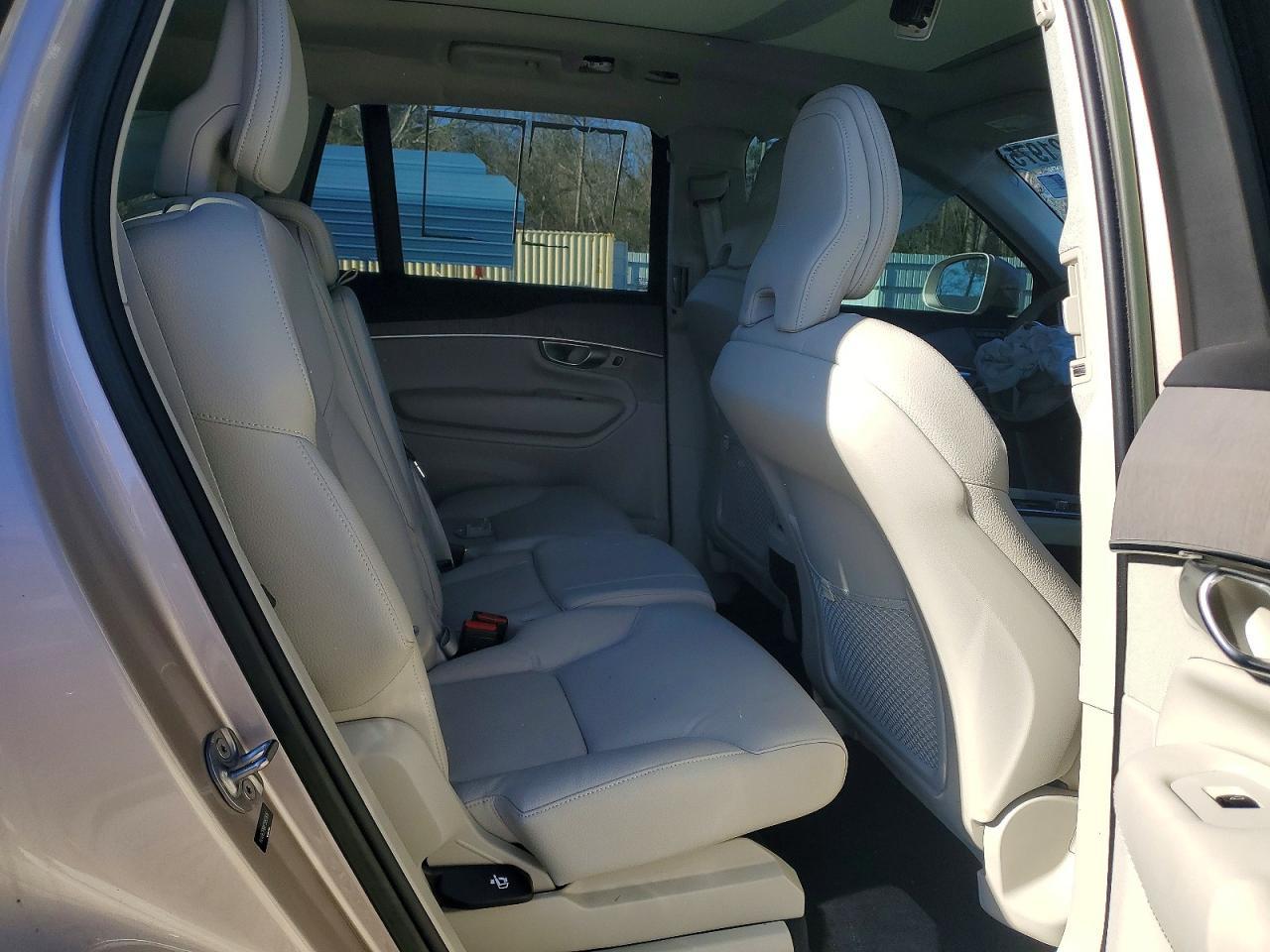 2023 Volvo Xc90 Plus