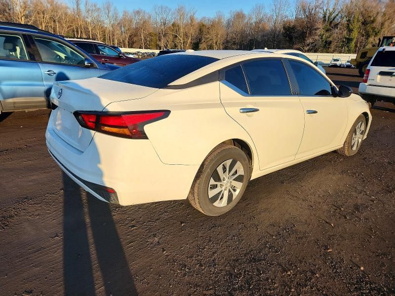 2025 Nissan Altima s