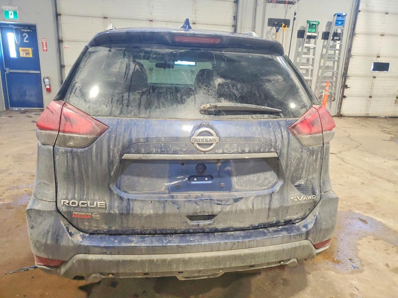 2017 Nissan Rogue sv