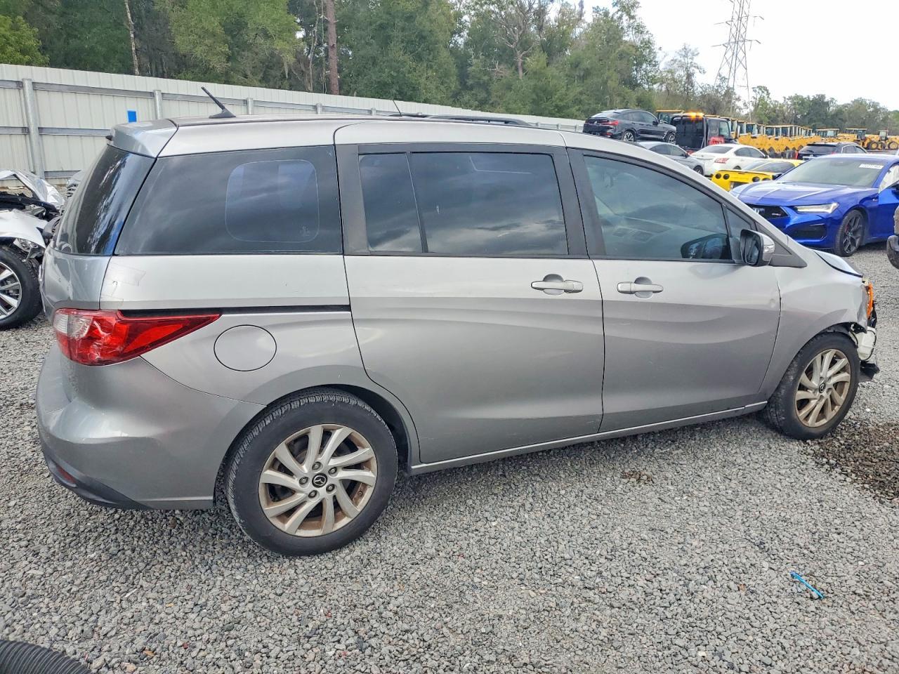2013 Mazda 5