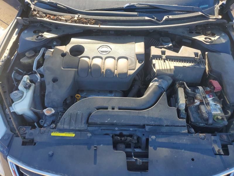 2010 Nissan Altima Base