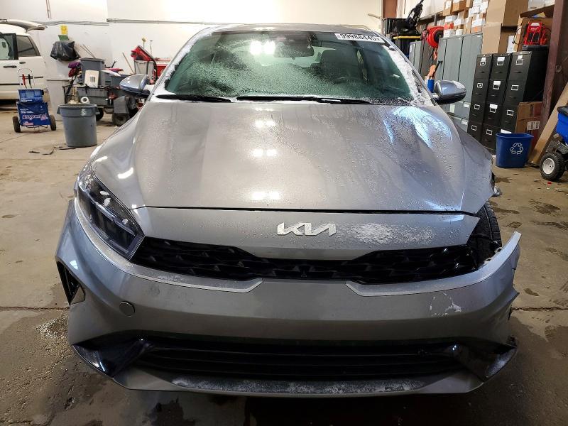 2024 KIA Forte ex