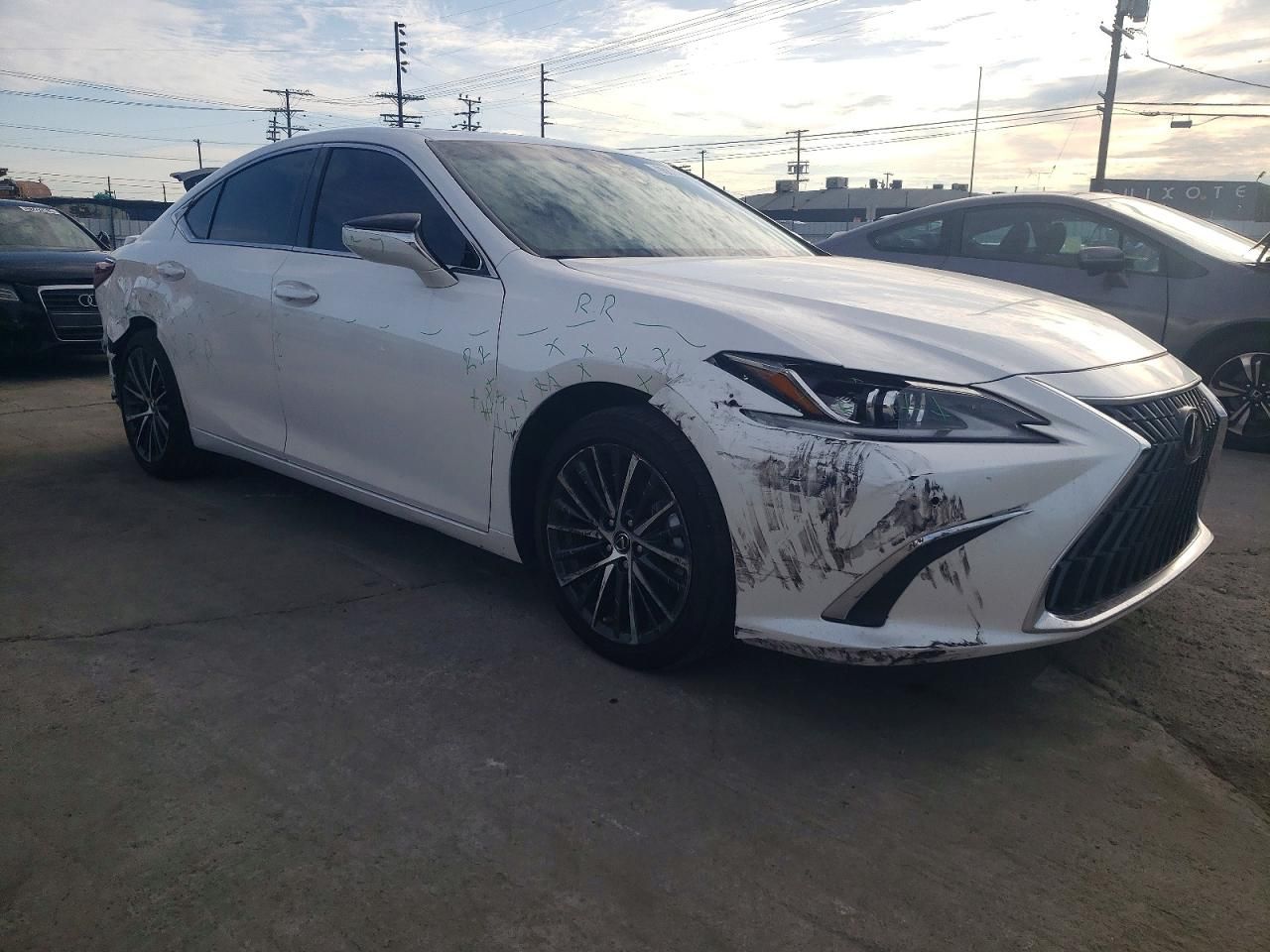 2025 Lexus Es 300h Base