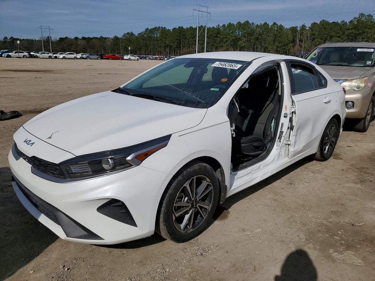 2022 KIA Forte fe