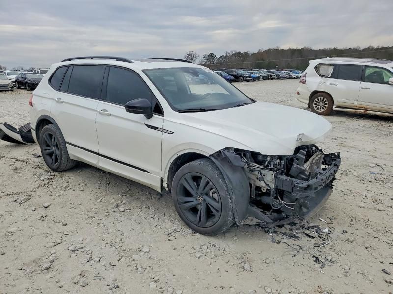 2023 Volkswagen Tiguan se R-line Black