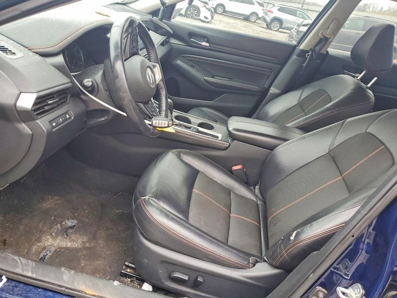 2021 Nissan Altima sr