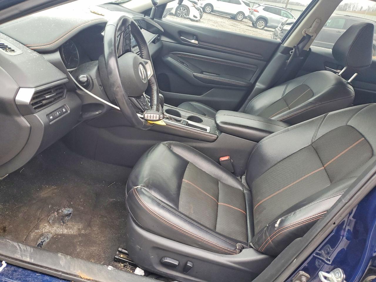 2021 Nissan Altima sr