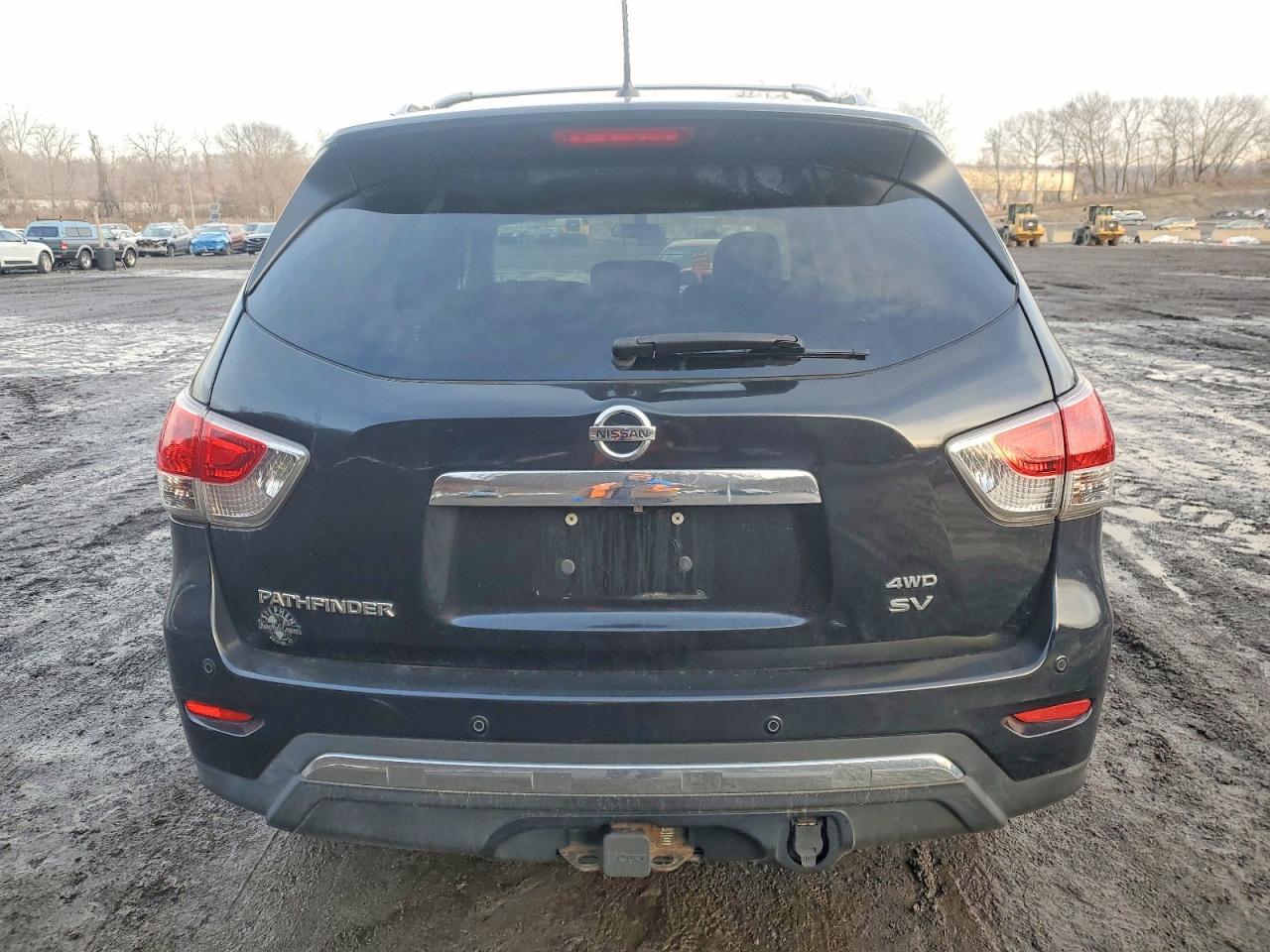 2014 Nissan Pathfinder s