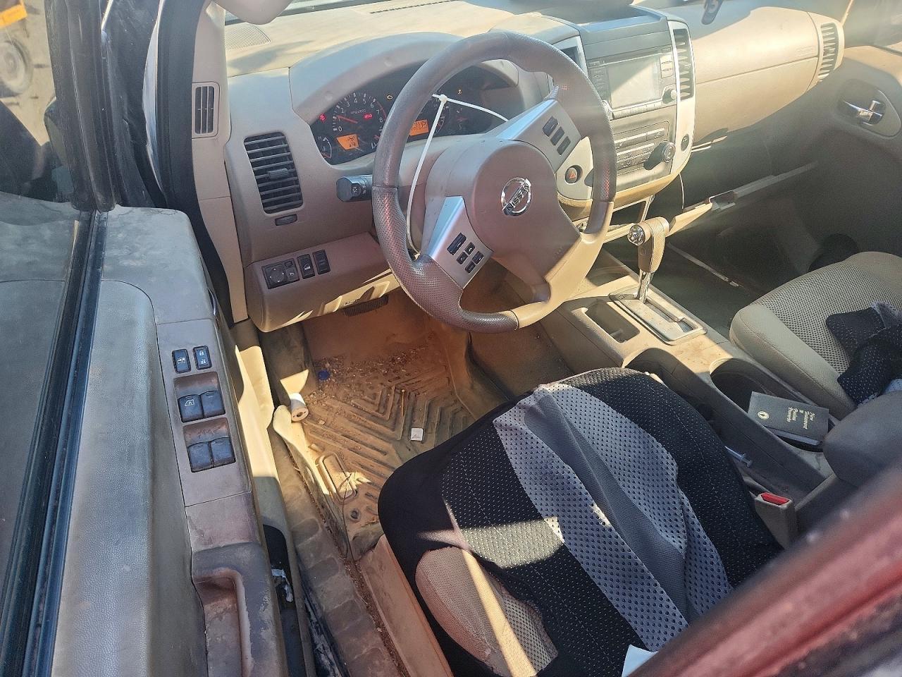 2015 Nissan Frontier SV