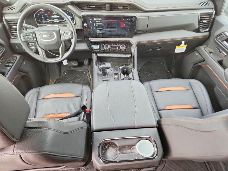 2025 GMC Sierra K1500 AT4