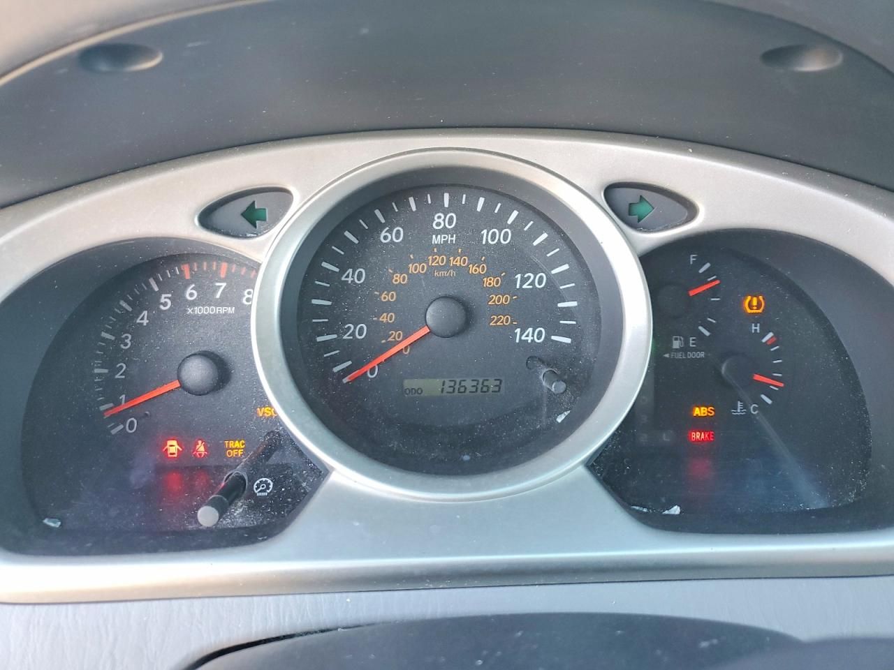 2004 Toyota Highlander Base