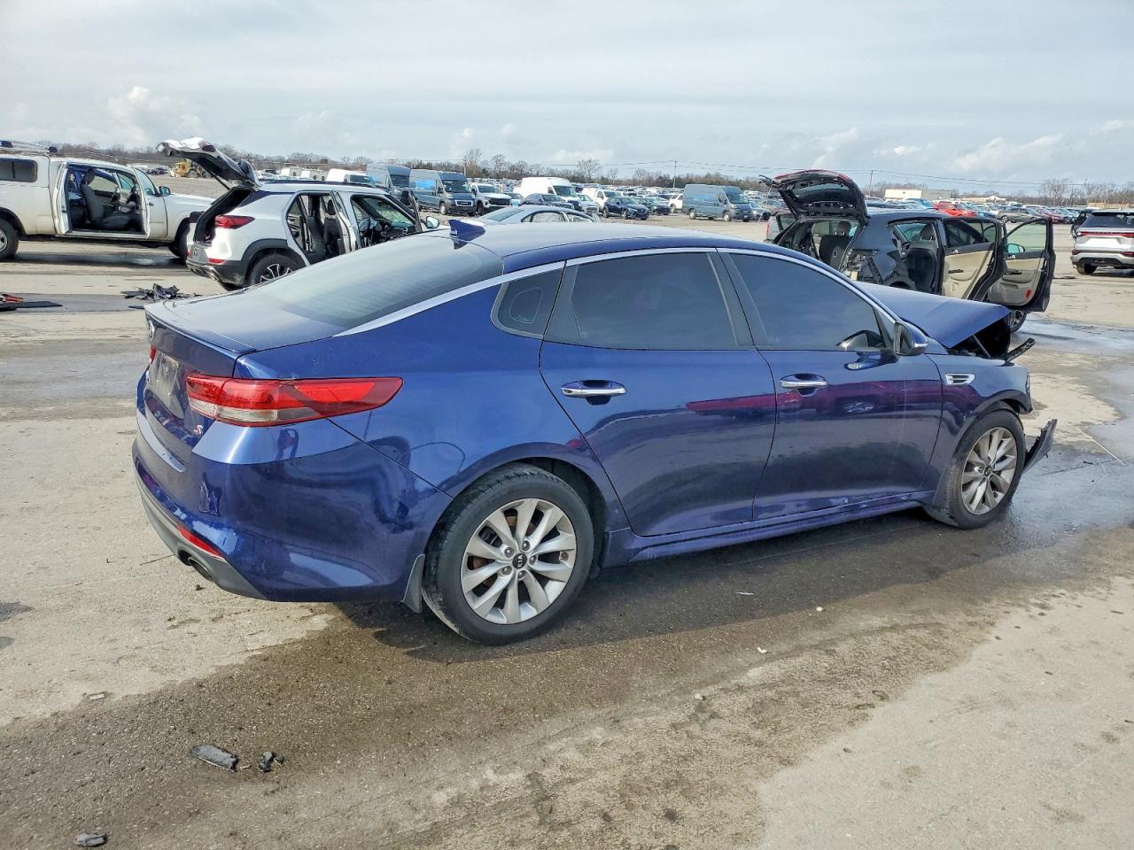 2018 KIA Optima s