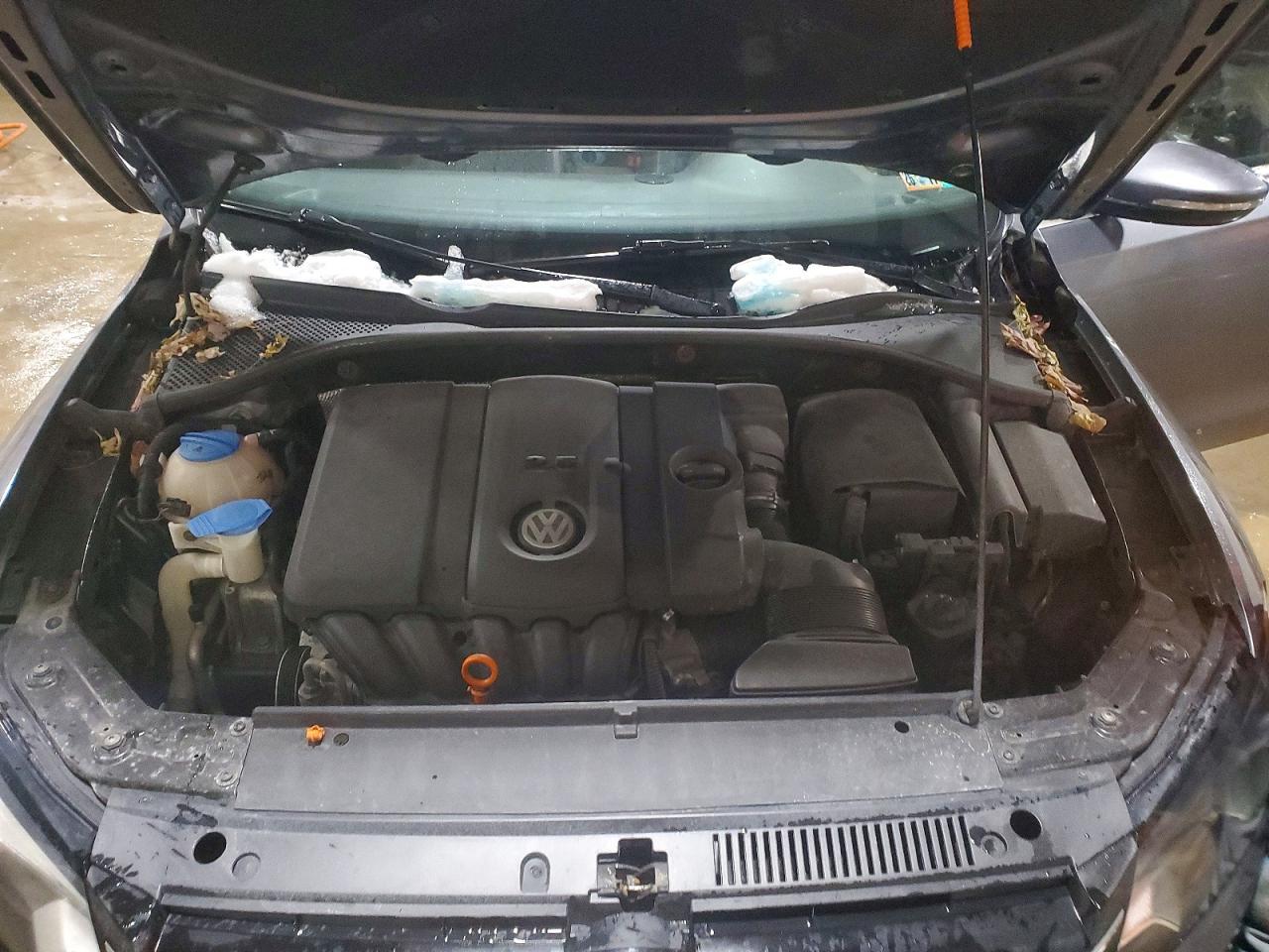 2012 Volkswagen Passat se
