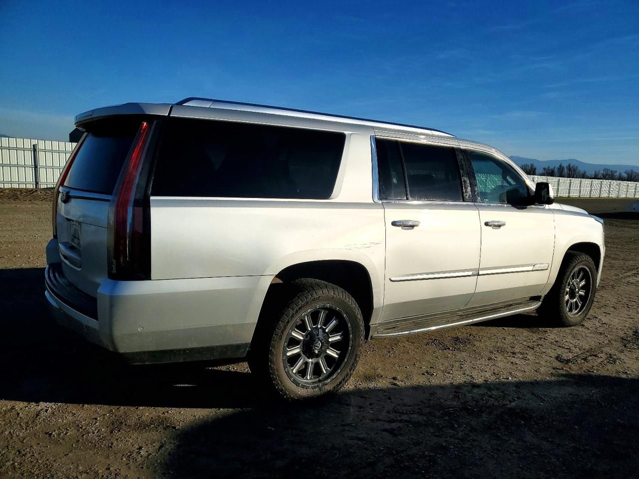 2019 Cadillac Escalade esv Luxury