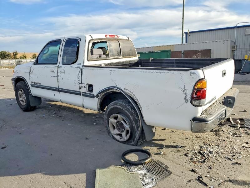 2002 Toyota Tundra Access cab SR5