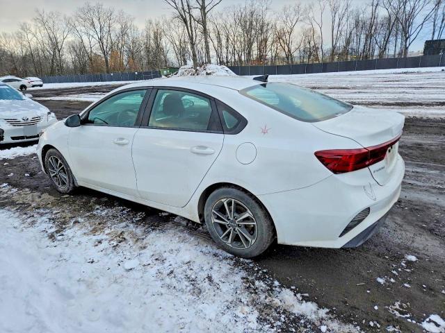 2023 KIA Forte lx