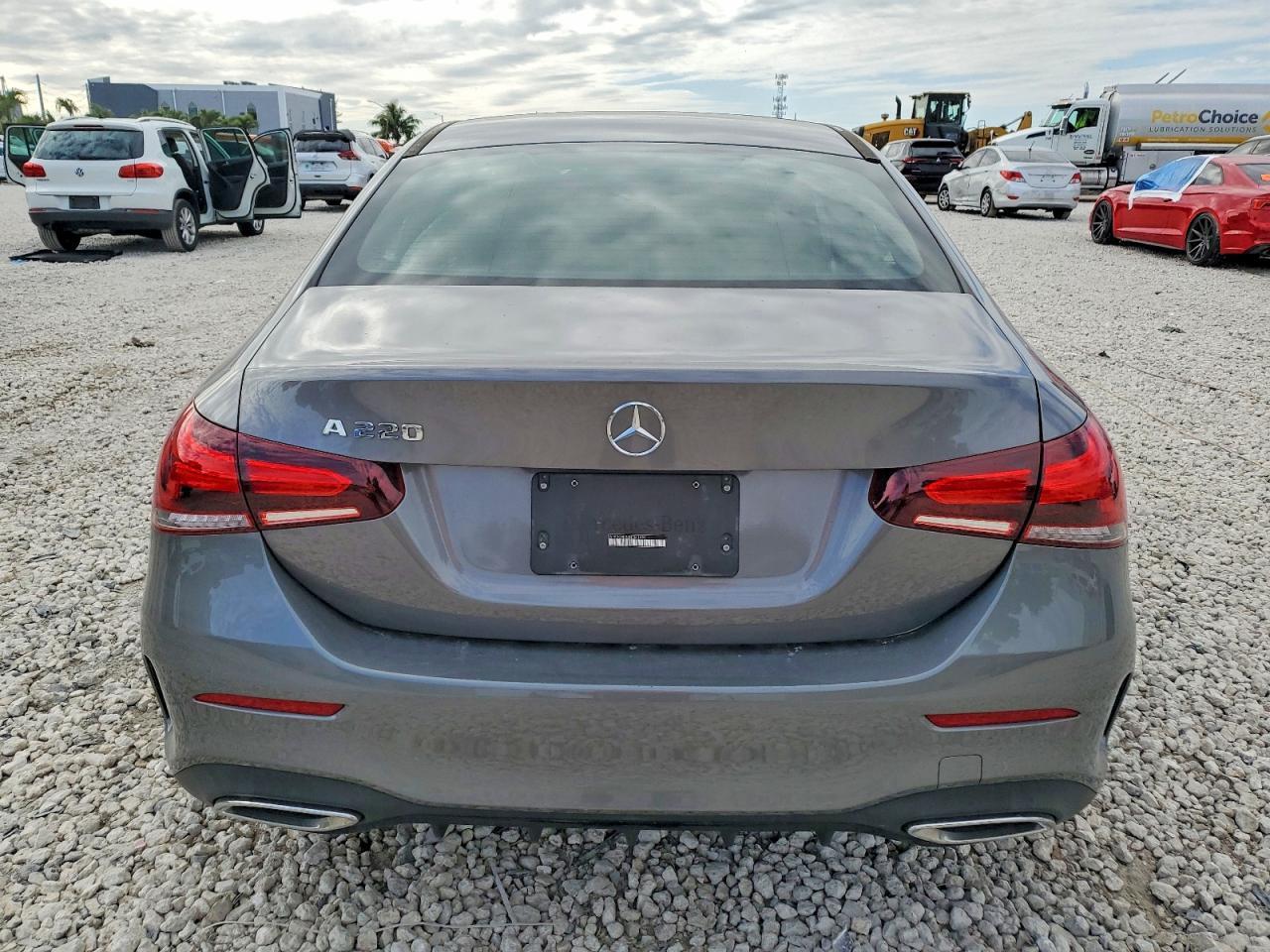 2022 Mercedes-Benz A 220