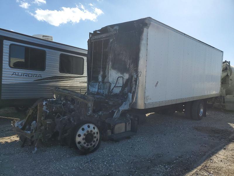 2017 Freigliner 2017 Freightliner Business Class M2 BOX Truck