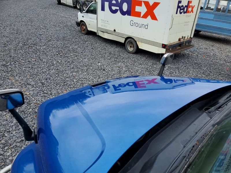 2016 Freightliner Cascadia 125 Semi Truck