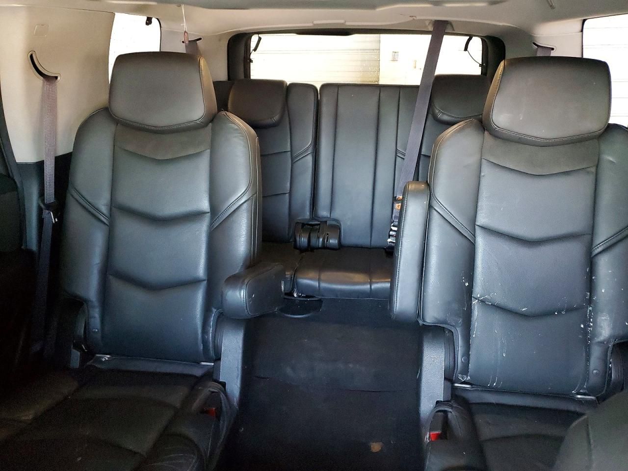 2016 Cadillac Escalade Luxury