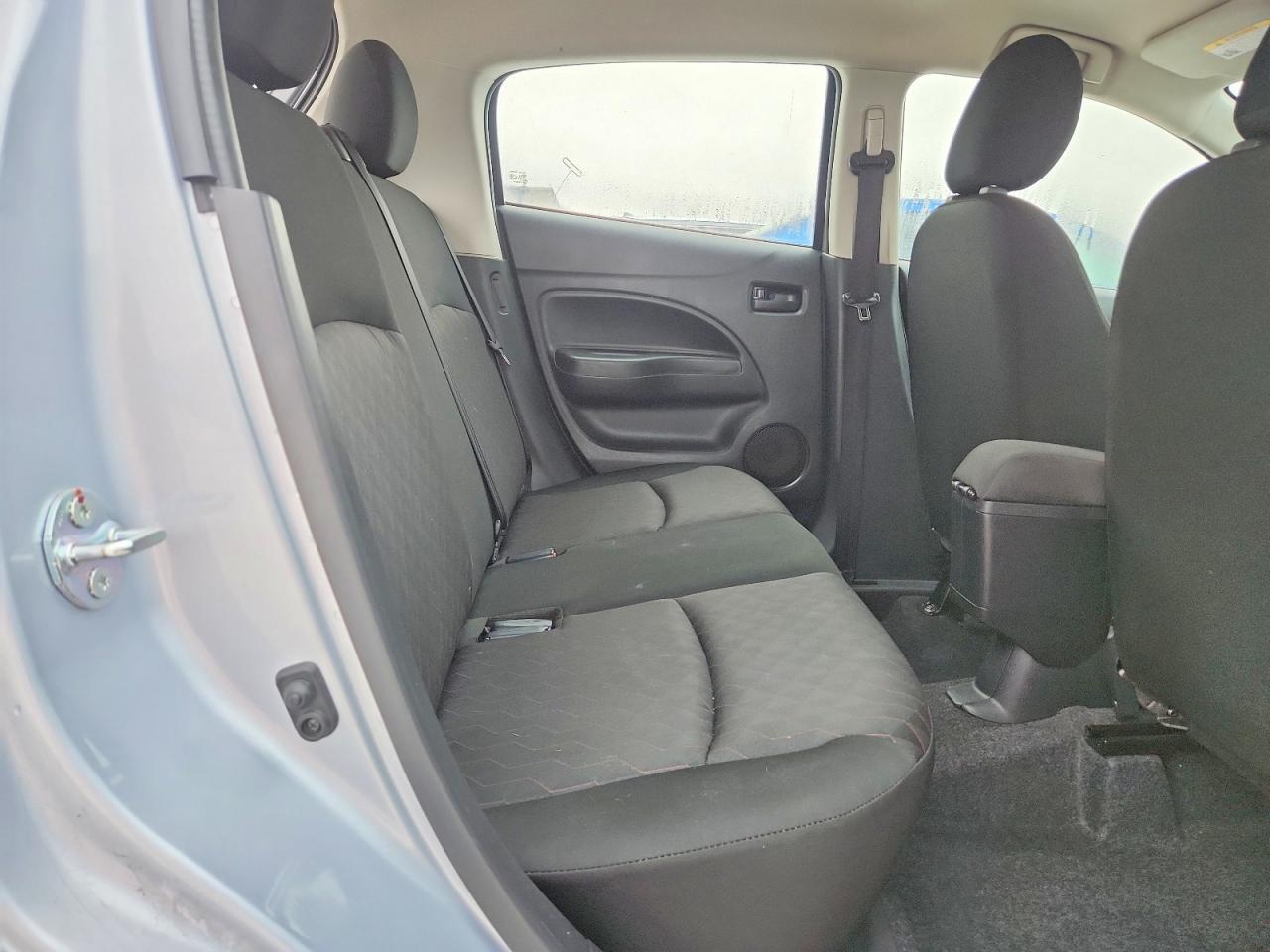 2021 Mitsubishi Mirage es