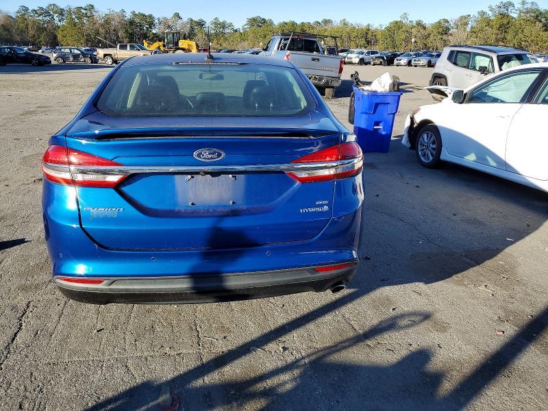 2018 Ford Fusion se Hybrid