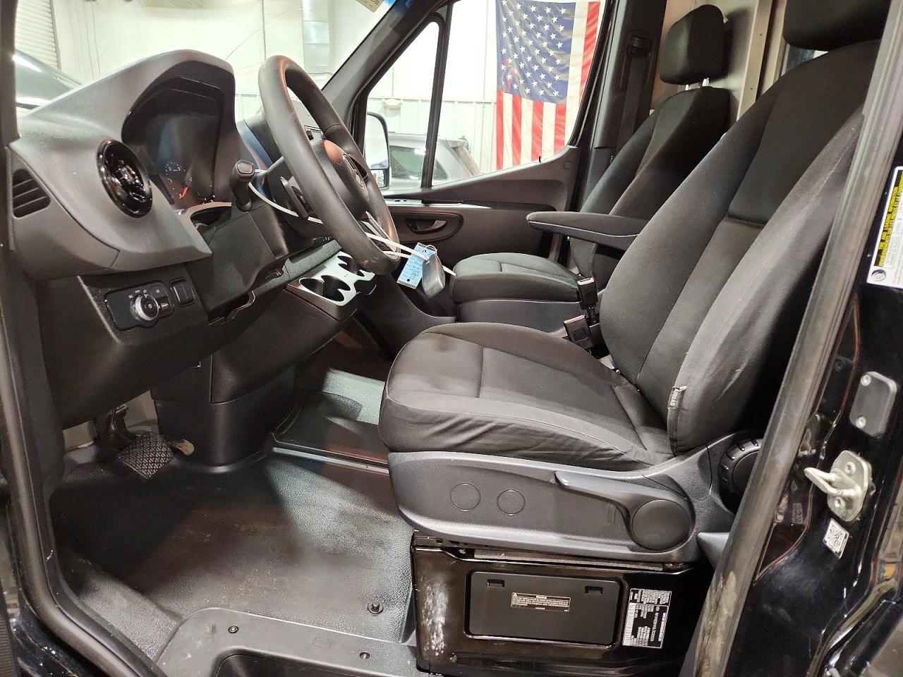 2020 Mercedes-Benz 2020 Mercedes Benz Sprinter 2500 Delivery Van