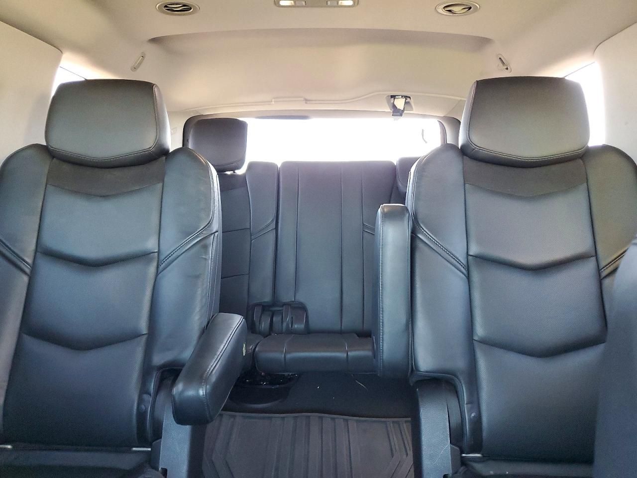 2015 Cadillac Escalade Luxury