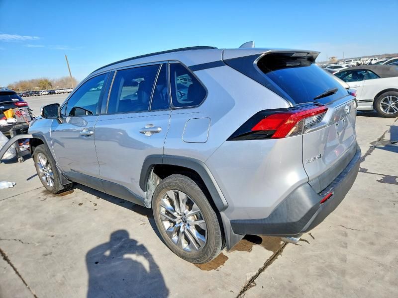 2021 Toyota Rav4 xle Premium