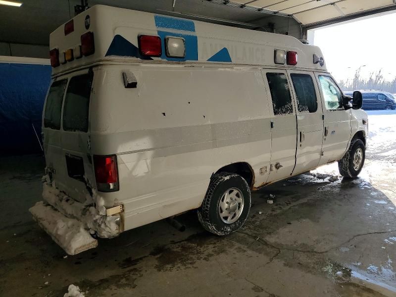 2014 Ford E350 Ambulance