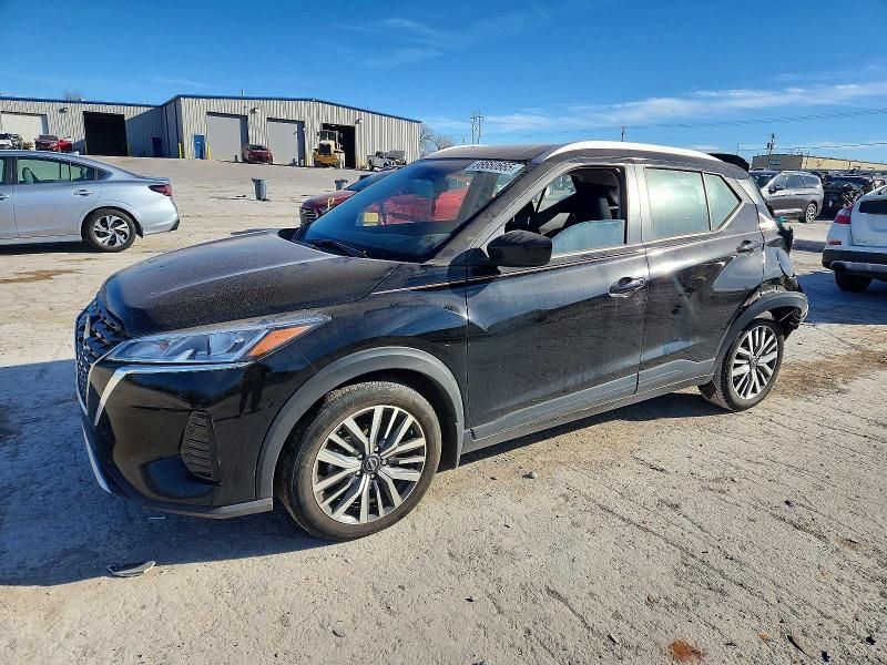 2024 Nissan Kicks sv