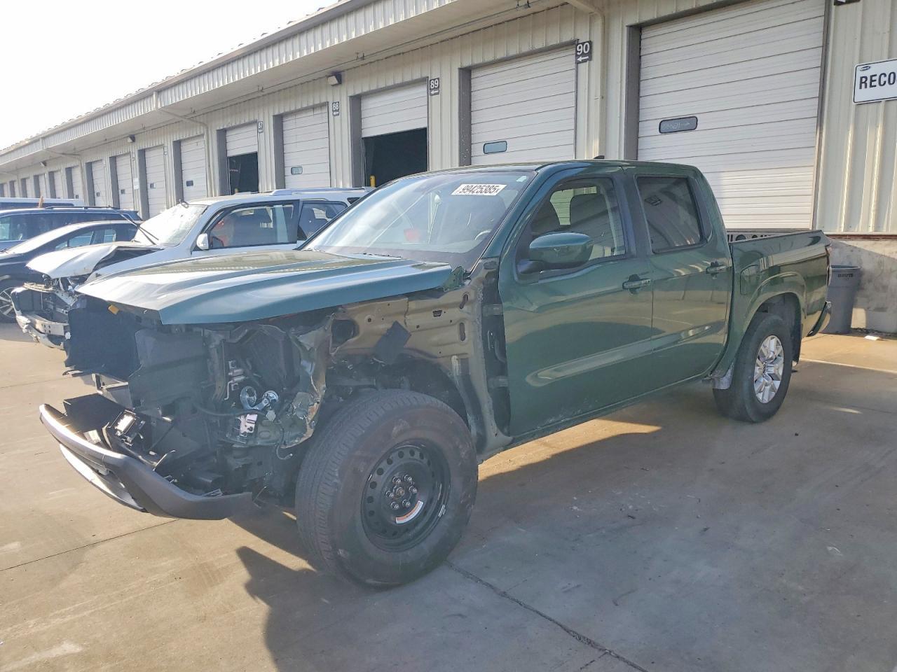 2023 Nissan Frontier s
