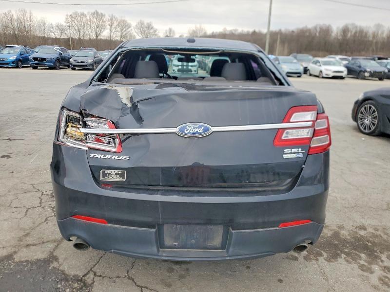 2014 Ford Taurus sel