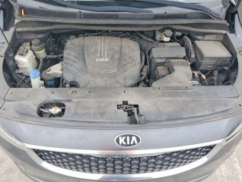 2016 KIA Sedona lx