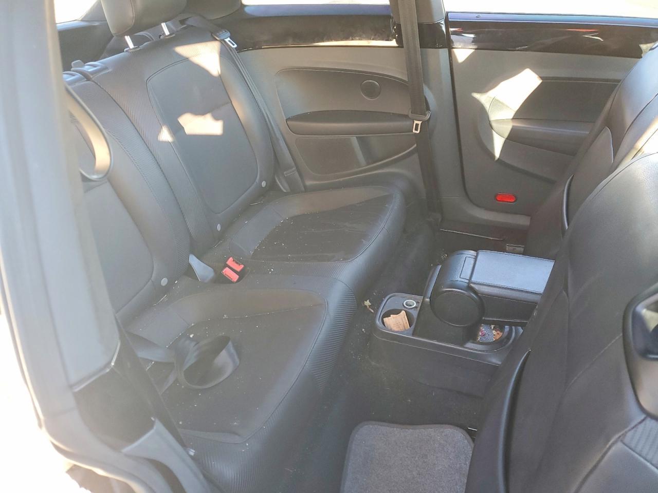 2014 Volkswagen Beetle
