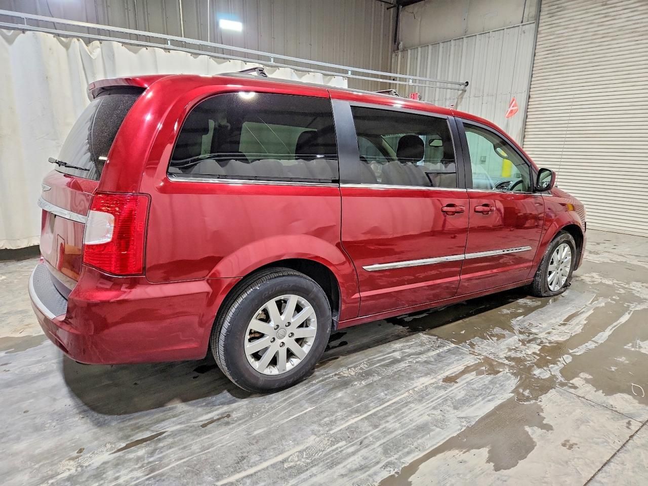 2014 Chrysler Town & Country Touring