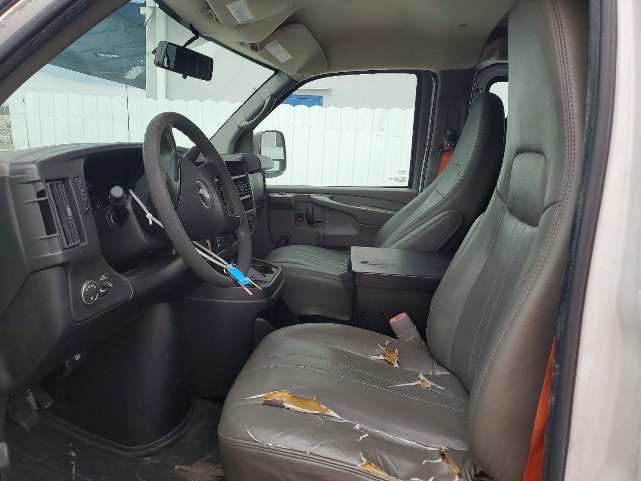2013 Chevrolet Express G2500