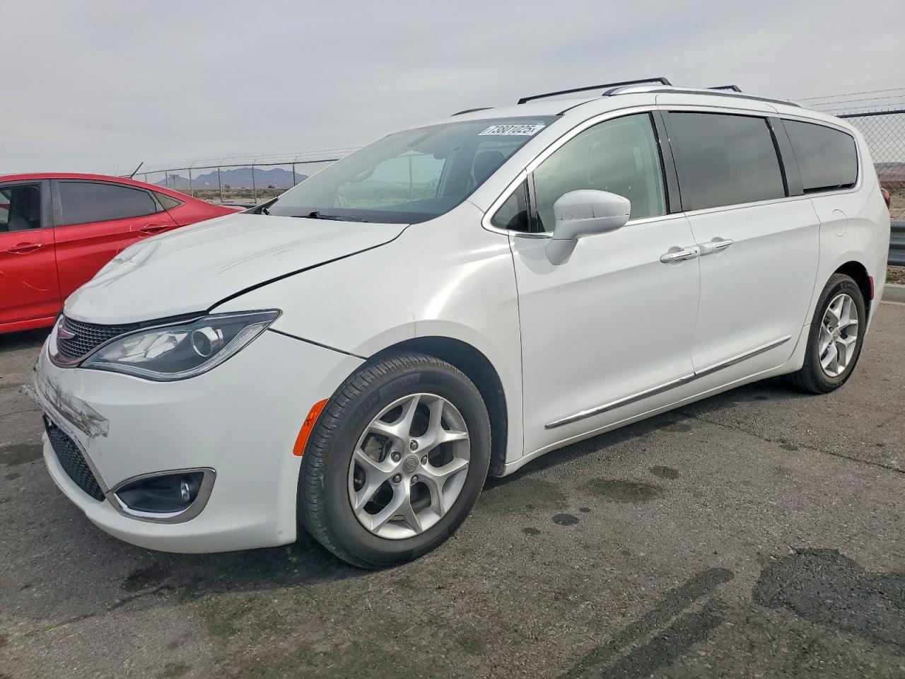 2018 Chrysler Pacifica Touring l