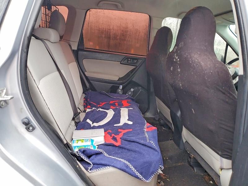 2015 Subaru Forester 2.5i