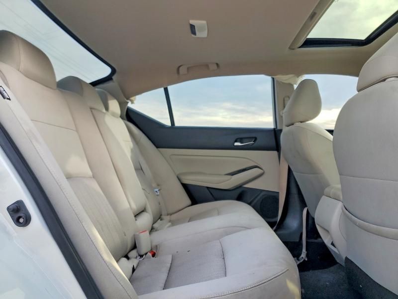 2022 Nissan Altima 2.5 sv