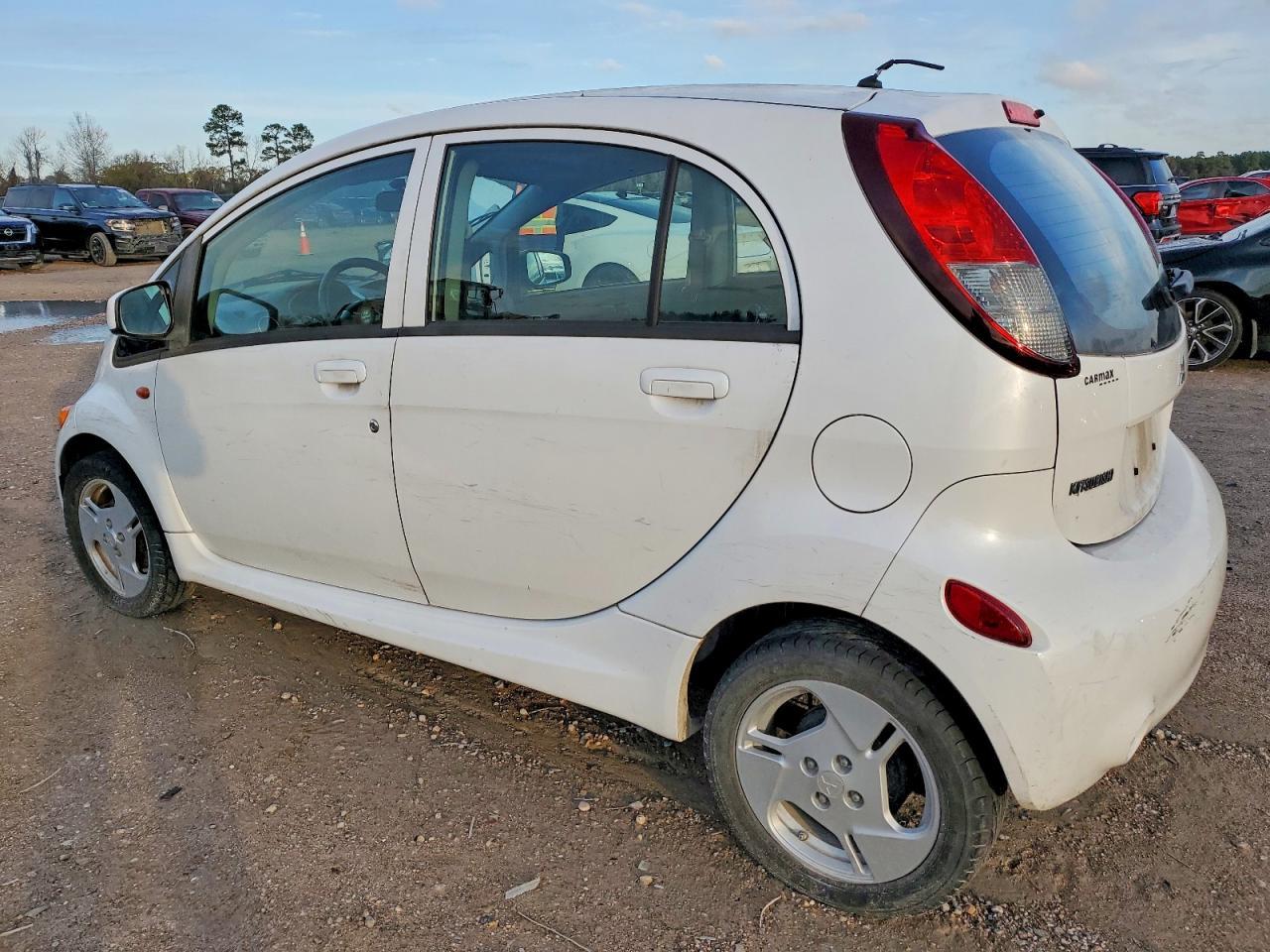 2012 Mitsubishi I Miev es