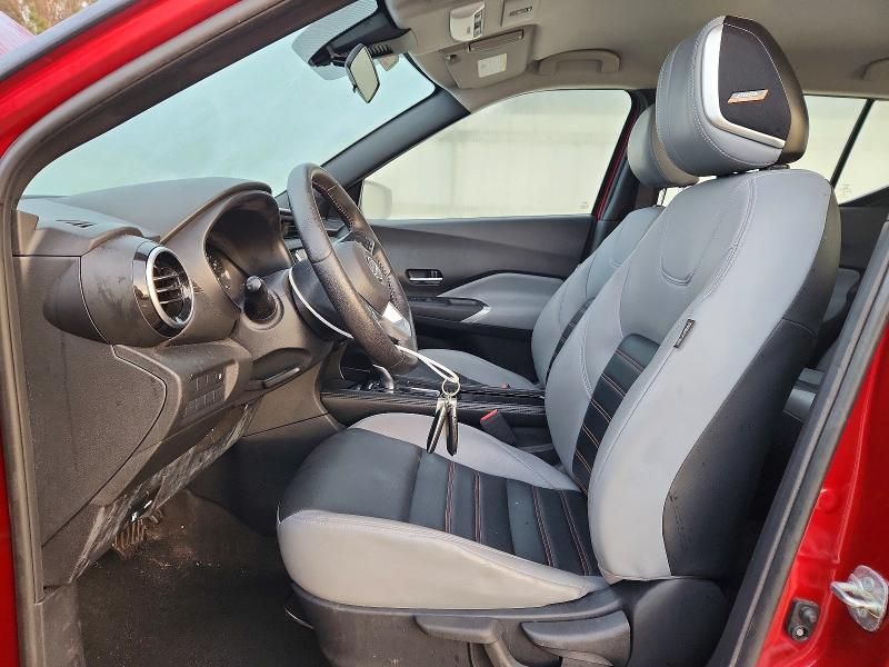 2023 Nissan Kicks sr