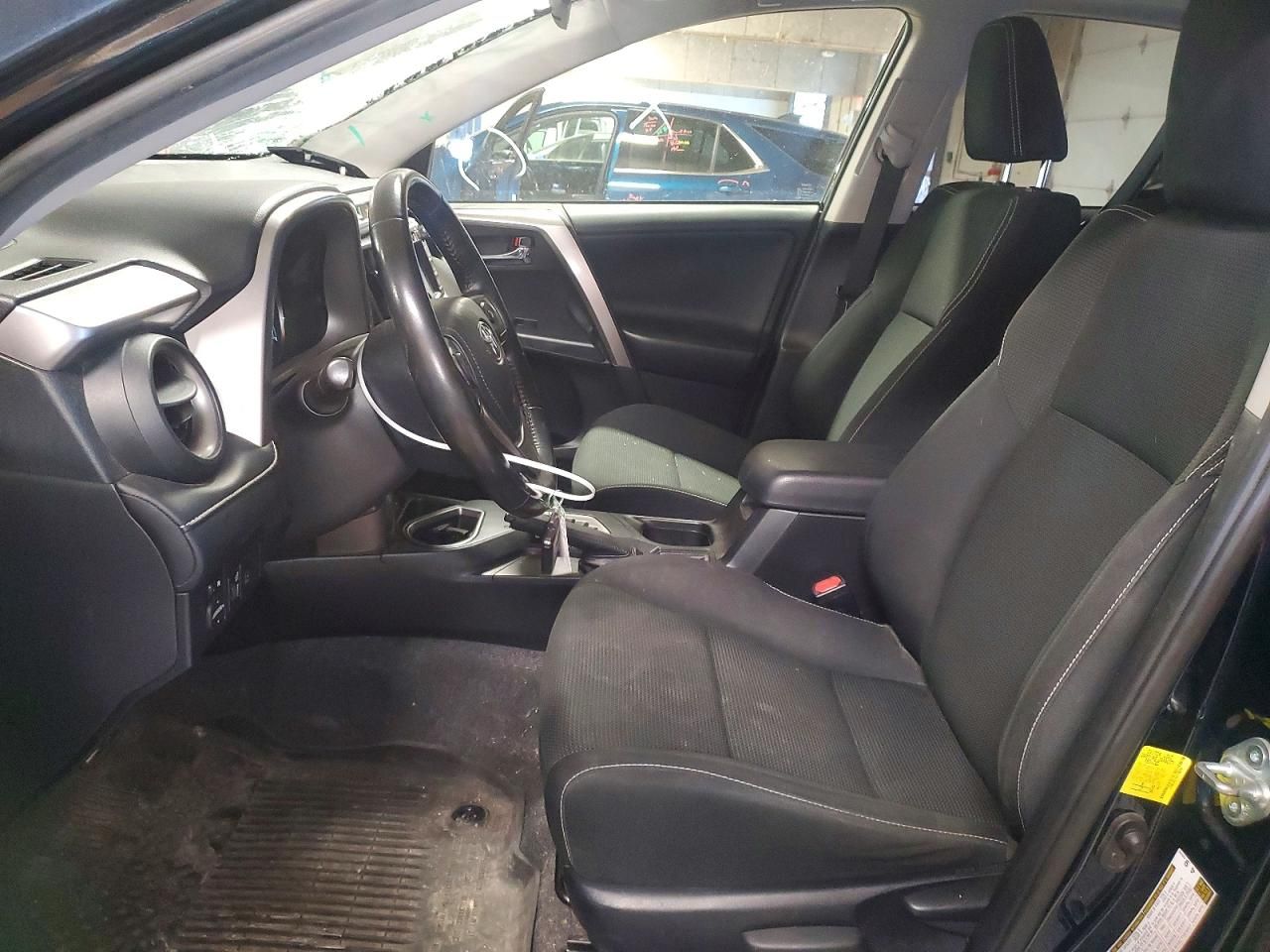 2017 Toyota Rav4 hv le