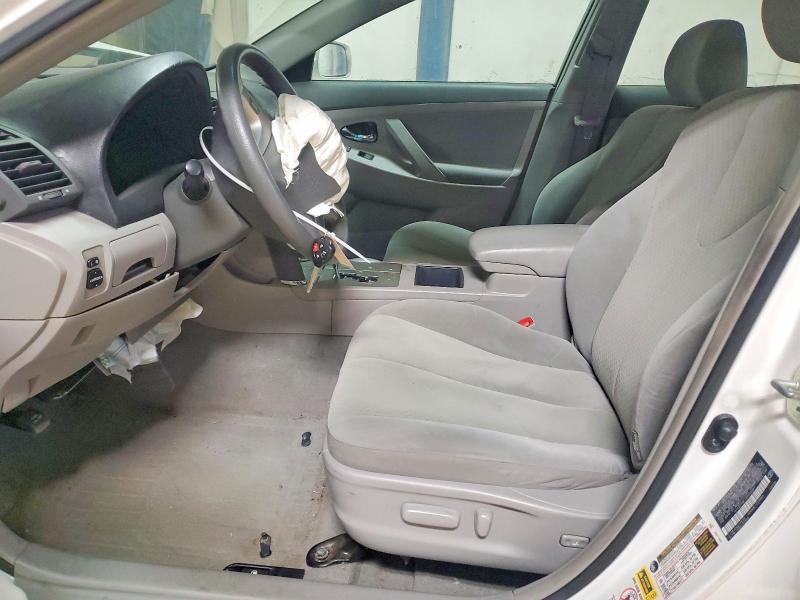 2009 Toyota Camry le