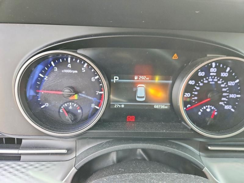 2022 KIA Carnival lx