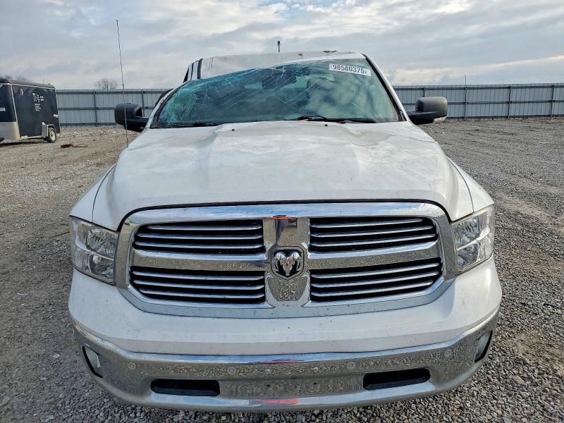 2018 Dodge Ram 1500 slt