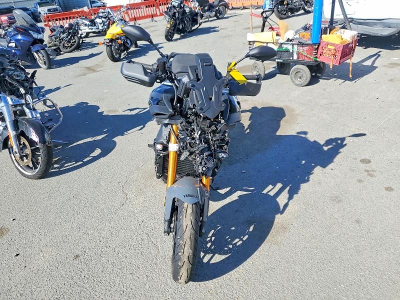 2024 Yamaha Mtt09 gt